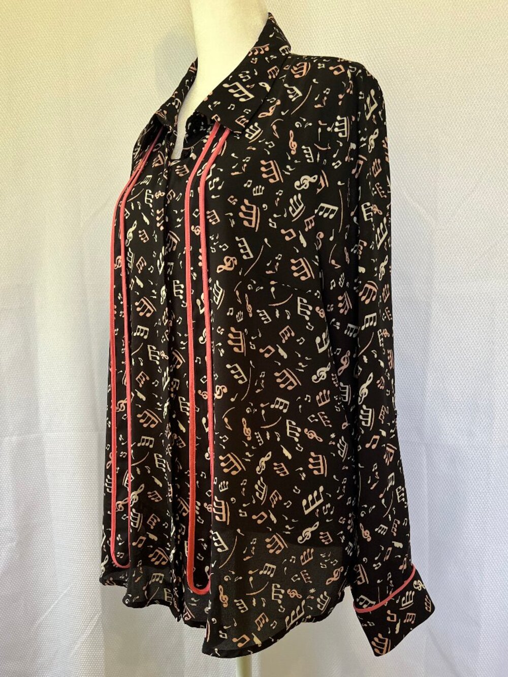 ModCloth Jazz Music Note Women's Blouse w/Tie - Picture 2 of 16